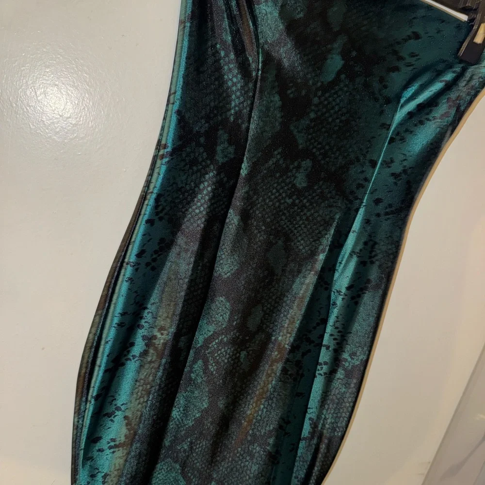 JLUXLABEL Teal and Black Midi Dress - Picture 2 of 4